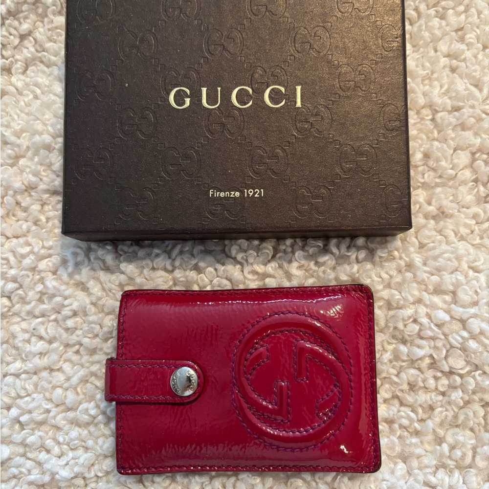 Gucci Pink Patent Leather Cardholder